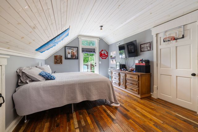 7646 Highway 100, Bon Aqua, TN 37025