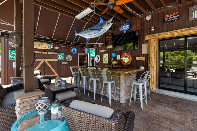 7646 Highway 100, Bon Aqua, TN 37025