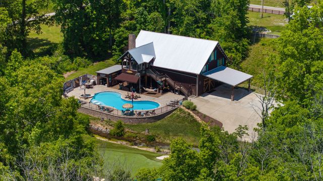 7646 Highway 100, Bon Aqua, TN 37025