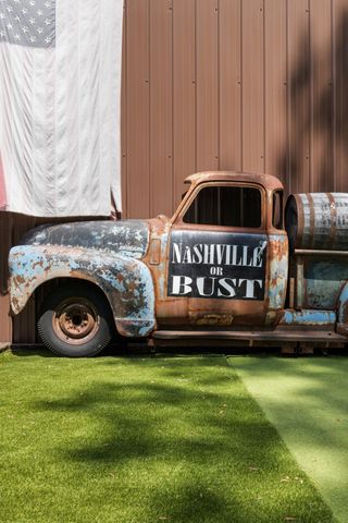 7646 Highway 100, Bon Aqua, TN 37025