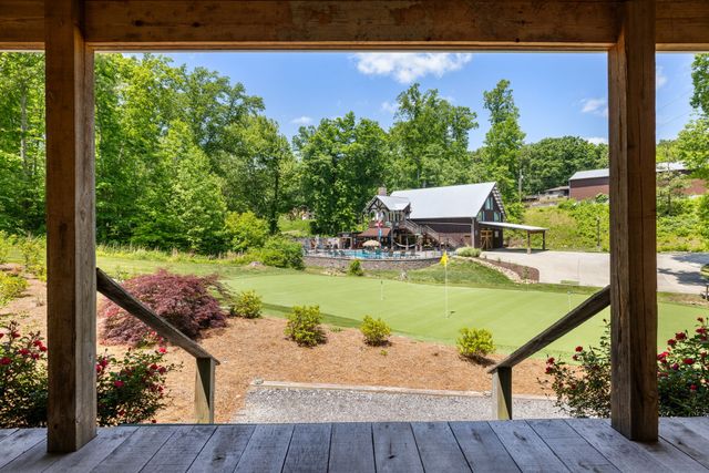7646 Highway 100, Bon Aqua, TN 37025