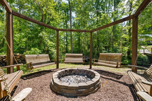 7646 Highway 100, Bon Aqua, TN 37025