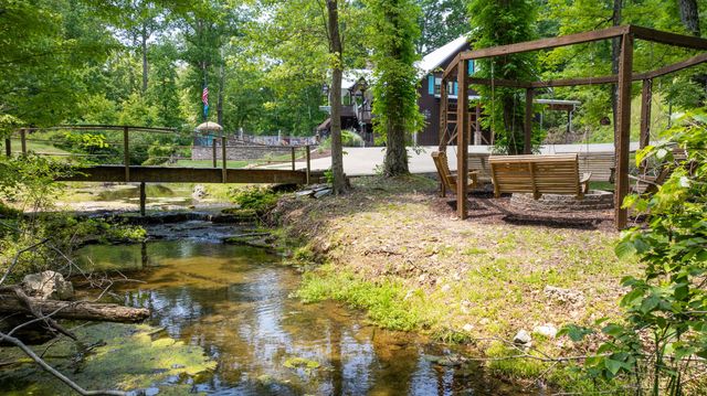 7646 Highway 100, Bon Aqua, TN 37025