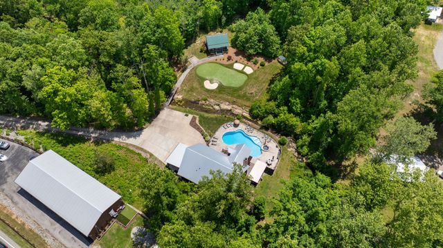7646 Highway 100, Bon Aqua, TN 37025
