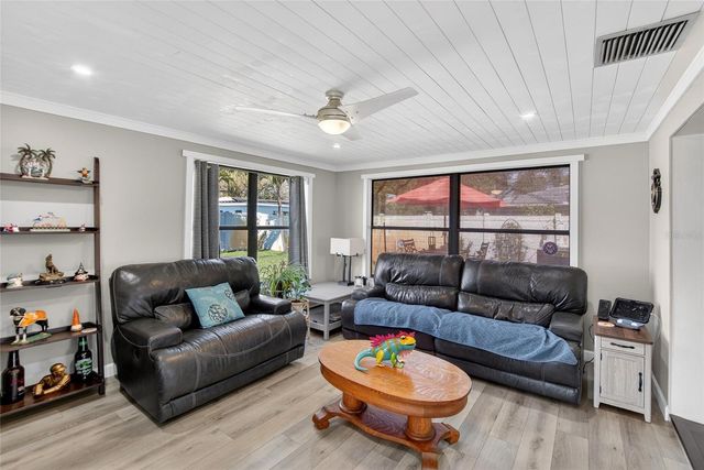 4990 99TH STREET N, St Petersburg, FL 33708