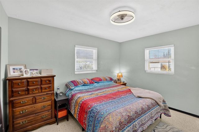 4990 99TH STREET N, St Petersburg, FL 33708