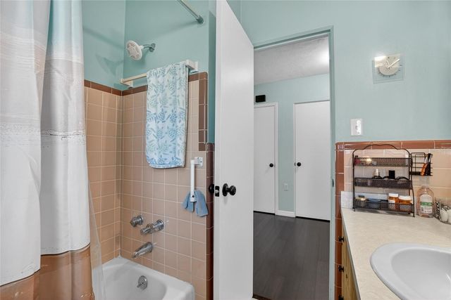 4990 99TH STREET N, St Petersburg, FL 33708