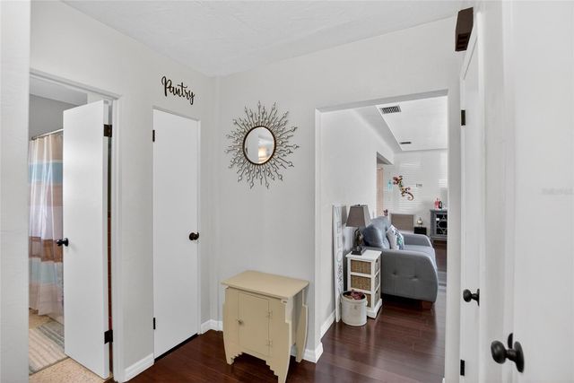 4990 99TH STREET N, St Petersburg, FL 33708