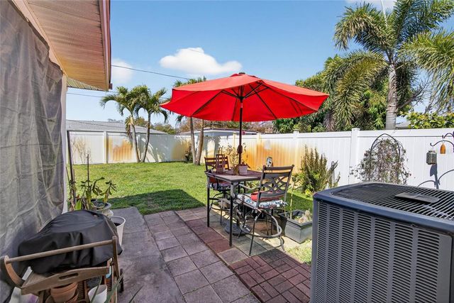 4990 99TH STREET N, St Petersburg, FL 33708