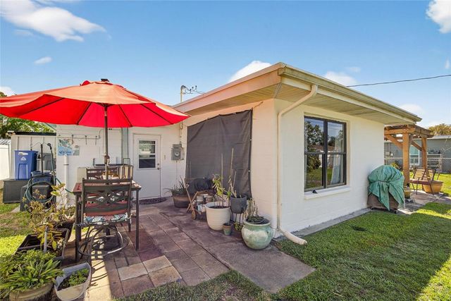 4990 99TH STREET N, St Petersburg, FL 33708