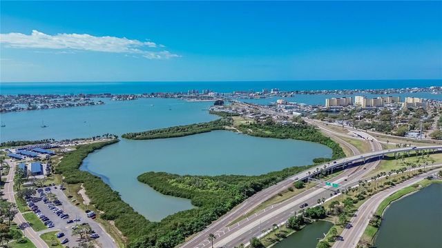 4990 99TH STREET N, St Petersburg, FL 33708