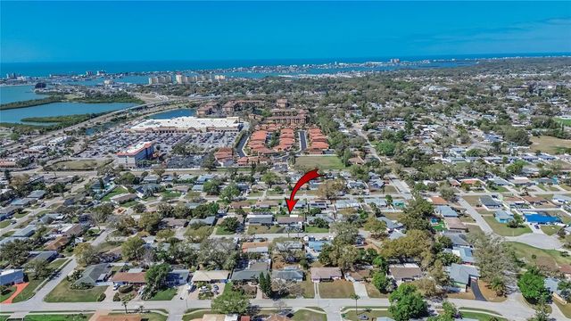 4990 99TH STREET N, St Petersburg, FL 33708