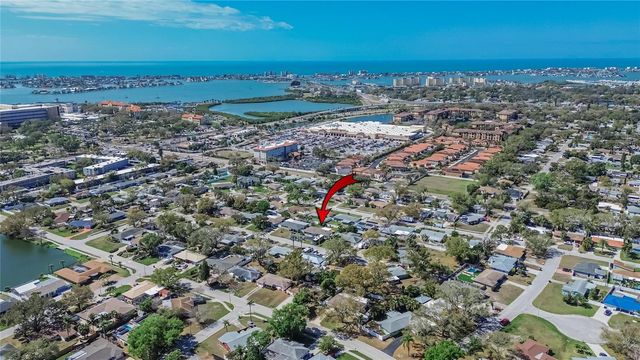 4990 99TH STREET N, St Petersburg, FL 33708