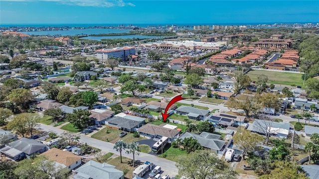 4990 99TH STREET N, St Petersburg, FL 33708