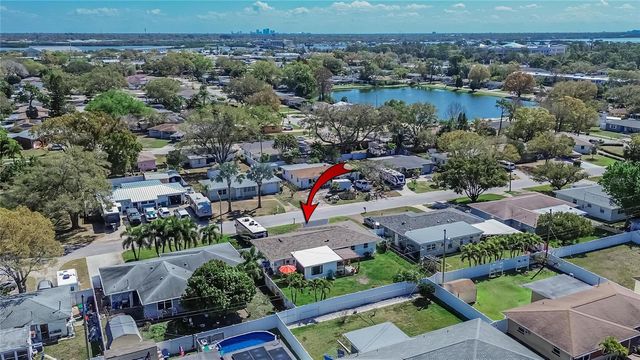 4990 99TH STREET N, St Petersburg, FL 33708