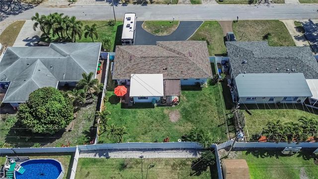 4990 99TH STREET N, St Petersburg, FL 33708