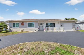 4990 99TH STREET N, St Petersburg, FL 33708