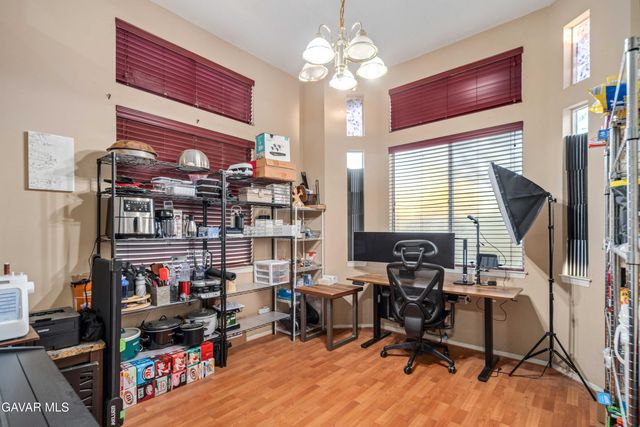 1806 E Mesa Drive, Lancaster, CA 93535