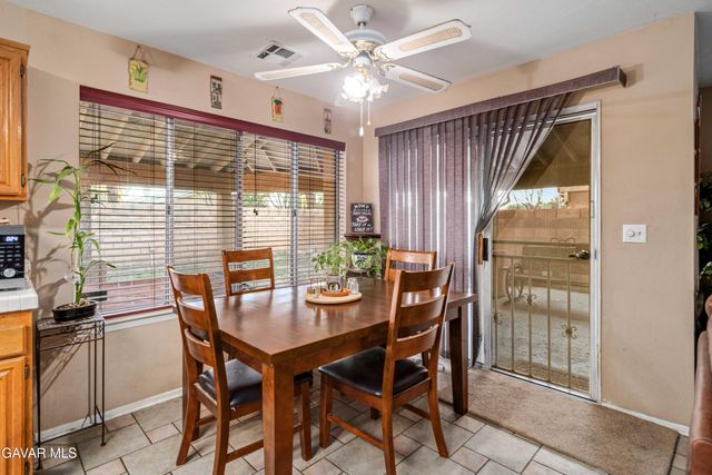 1806 E Mesa Drive, Lancaster, CA 93535