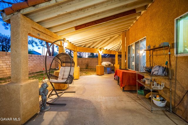 1806 E Mesa Drive, Lancaster, CA 93535