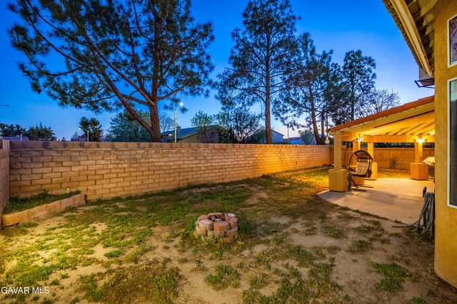 1806 E Mesa Drive, Lancaster, CA 93535