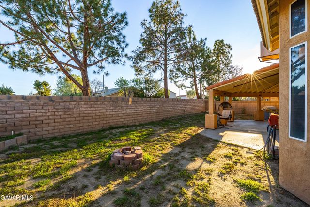 1806 E Mesa Drive, Lancaster, CA 93535