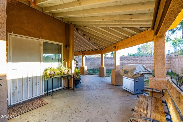 1806 E Mesa Drive, Lancaster, CA 93535