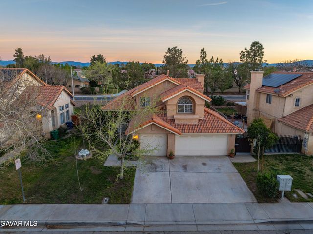 1806 E Mesa Drive, Lancaster, CA 93535