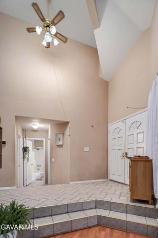 1806 E Mesa Drive, Lancaster, CA 93535