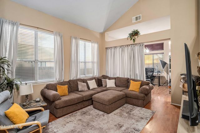 1806 E Mesa Drive, Lancaster, CA 93535