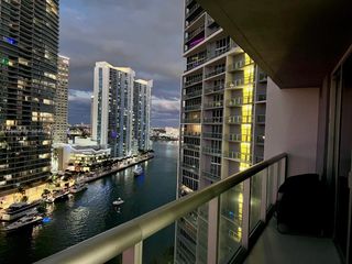 475 Brickell Ave 1715, Miami, FL 33131