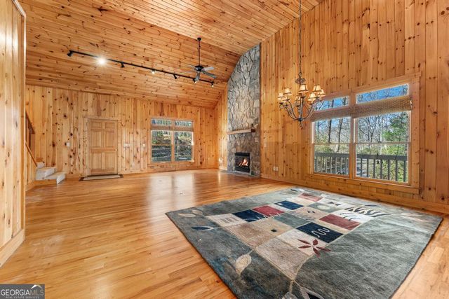 1447 Blue Ridge Drive, Sautee Nacoochee, GA 30571