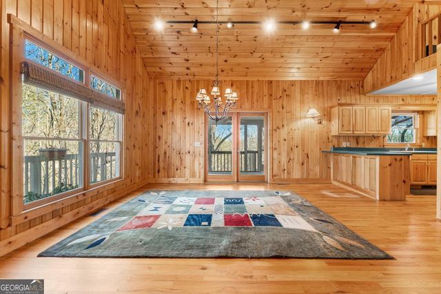 1447 Blue Ridge Drive, Sautee Nacoochee, GA 30571