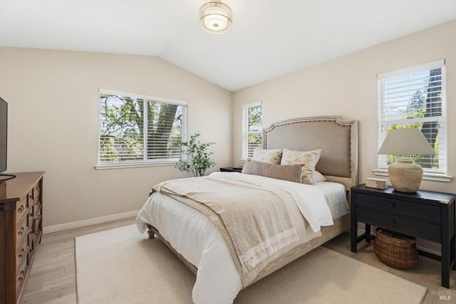 123 Ford St, Ukiah, CA 95482