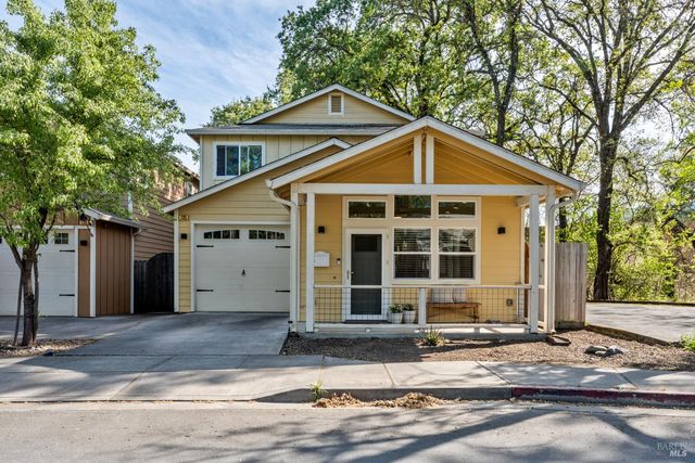 123 Ford St, Ukiah, CA 95482