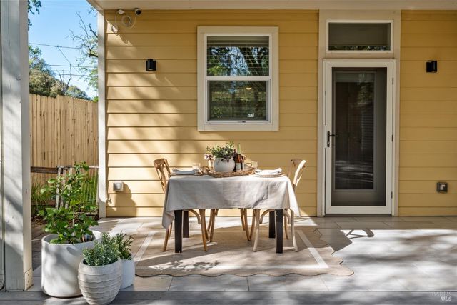 123 Ford St, Ukiah, CA 95482