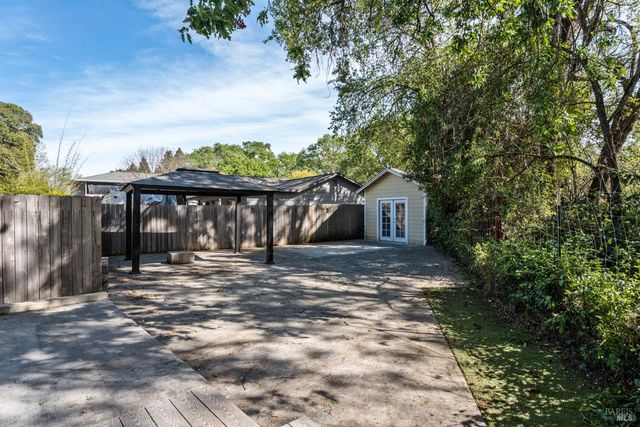 123 Ford St, Ukiah, CA 95482