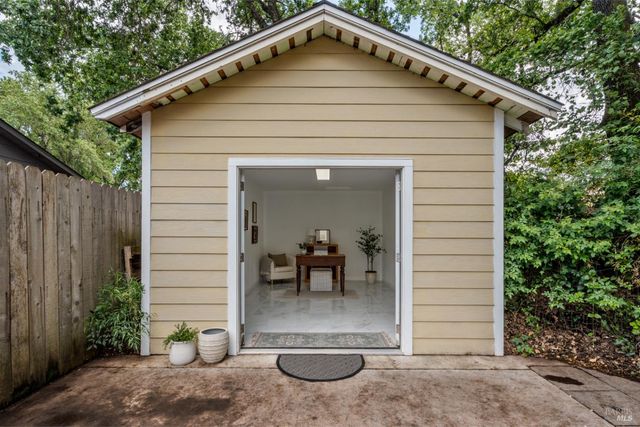 123 Ford St, Ukiah, CA 95482