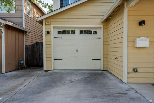 123 Ford St, Ukiah, CA 95482