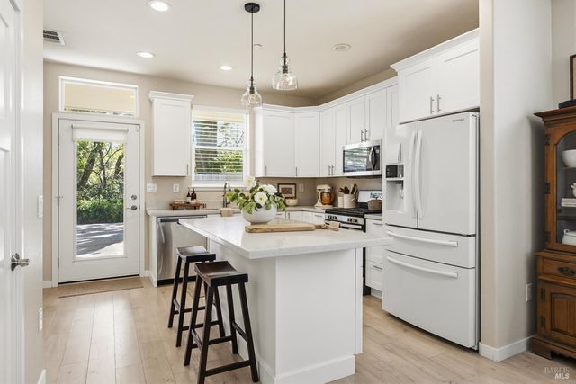 123 Ford St, Ukiah, CA 95482