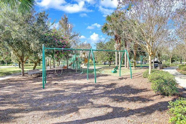 5310 MATCH POINT PLACE, Lithia, FL 33547