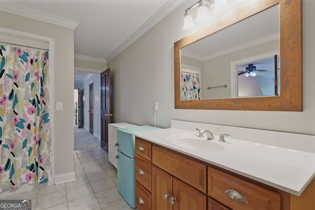 1400 Oconee Crossing Circle, Bogart, GA 30622