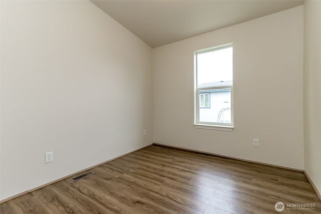 7104 141st Avenue E, Sumner, WA 98390
