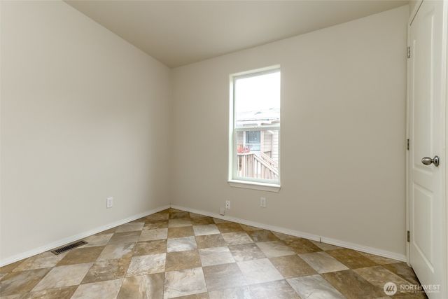 7104 141st Avenue E, Sumner, WA 98390