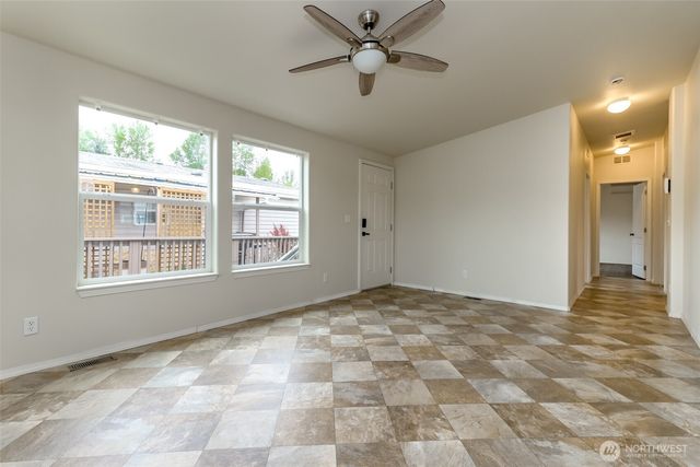 7104 141st Avenue E, Sumner, WA 98390
