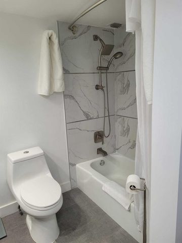 3300 N Palm Aire Drive 305, Pompano Beach, FL 33069