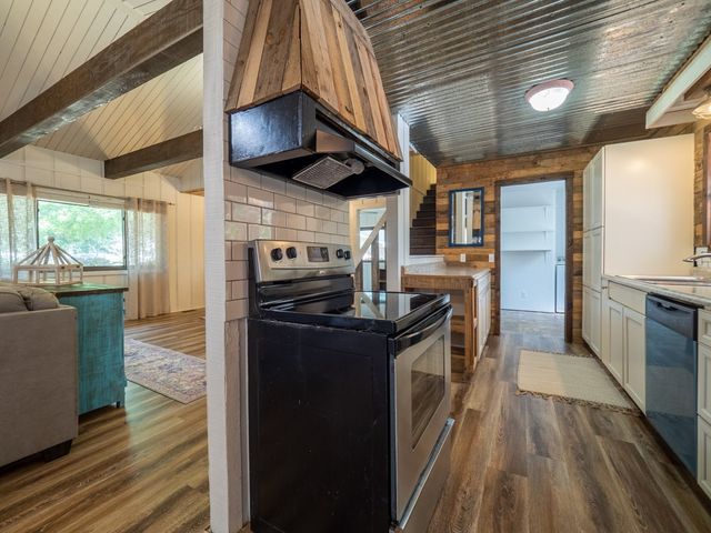 1214 Devonshire Drive, Sumter, SC 29154