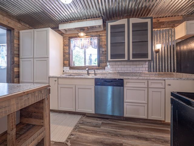 1214 Devonshire Drive, Sumter, SC 29154