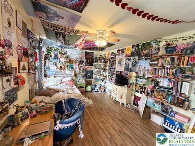 303 East Mountain Top Road, Summit Hill Boro, PA 18250