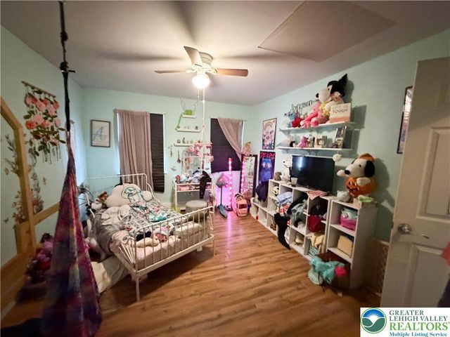 303 East Mountain Top Road, Summit Hill Boro, PA 18250